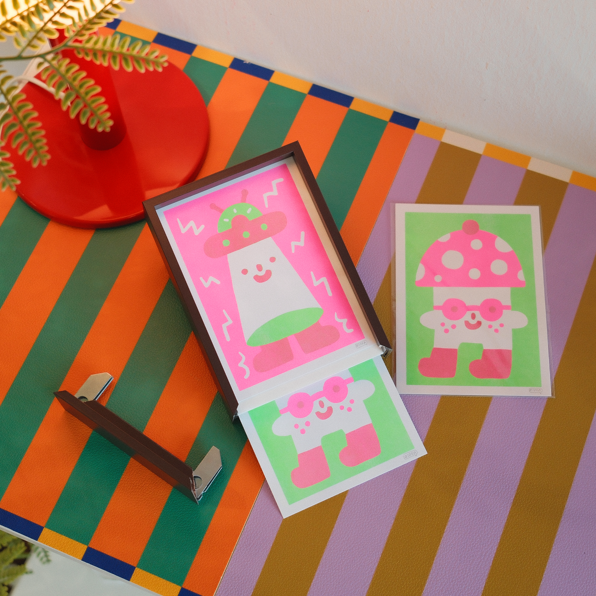 KeepPeek Storage Picture Frame x 0idea Bundle